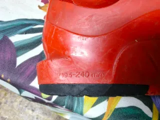 Sci e scarponi per bambini