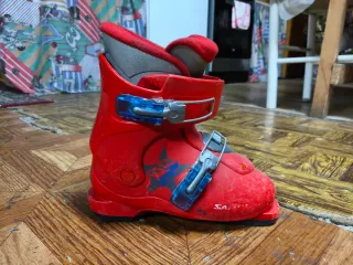 Sci e scarponi per bambini