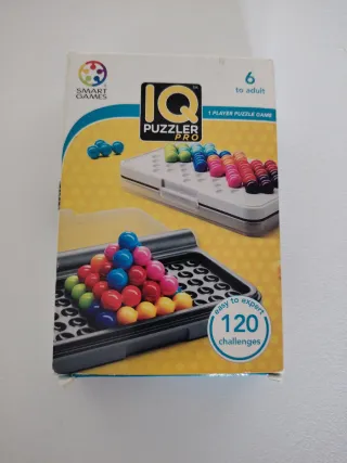 IQ Puzzler Pro Smart Games