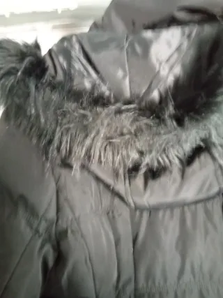 Tres cuartos acolchado en negro