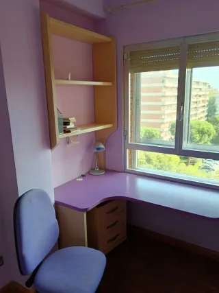 Mesita de noche 3 cajones