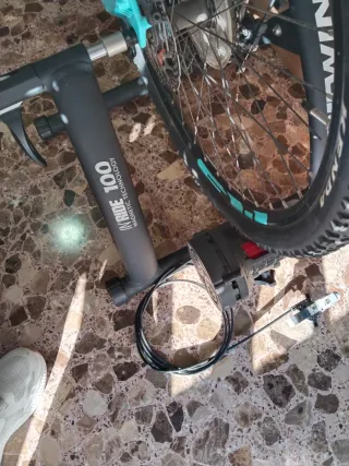 Rodillo de entrenamiento para bicicleta