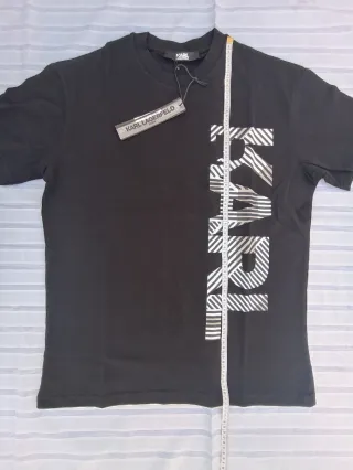 Camiseta Karl Lagerfeld Negra