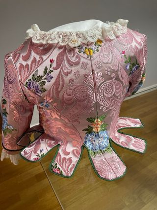 Corpiño Fallera Niña  y  Zapatos (talla 36)