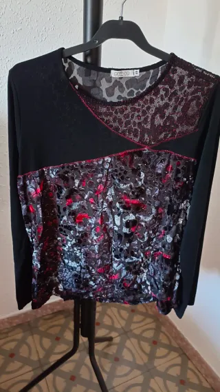 Blusa Ormea Estampada Negra Talla XL