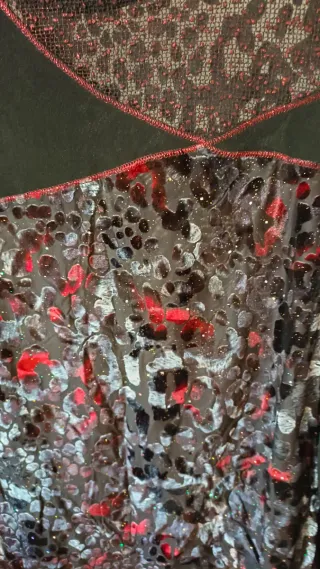 Blusa Ormea Estampada Negra Talla XL