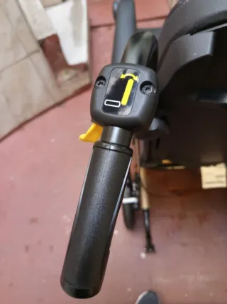 Silla de ruedas de ortopedia.