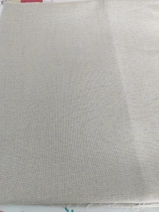 Tela beige opaca o de oscurecimiento