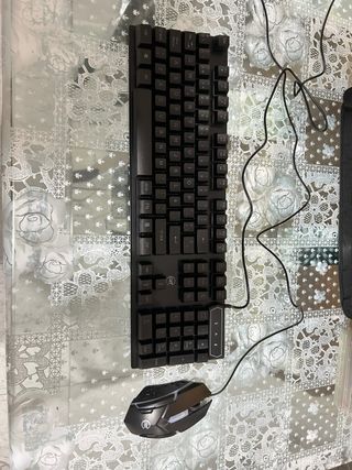 Conjunto Teclado y Ratón Gaming R