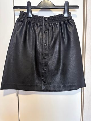 3 preciosas Faldas cortas Talla XS