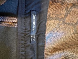 3 preciosas Faldas cortas Talla XS