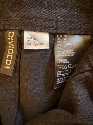 3 preciosas Faldas cortas Talla XS