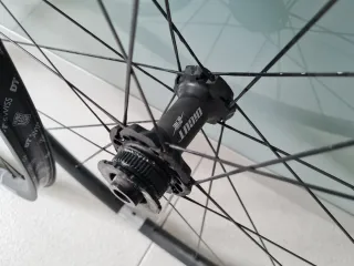 Par Ruedas DT Swiss CR 1400 Dicut 700c - Sh/Sram