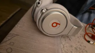 Cuffie Beats by Dre pro Bianche Argento