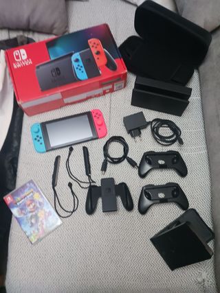 Nintendo Switch Completo con Accessori
