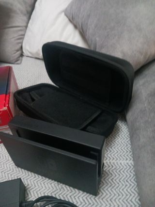 Nintendo Switch Completo con Accessori