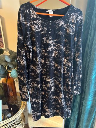 Vestido H&M estampado negro y beige Talla S