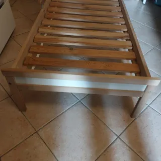 Letto singolo IKEA per bambino