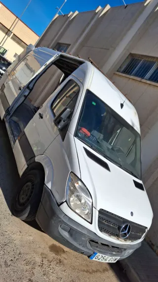 Mercedes-Benz Sprinter 2009