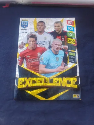 Cromo Panini FIFA 365 Excellence Mbappe