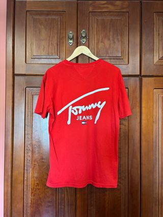 Camiseta Tommy Jeans Roja Logo Blanco
