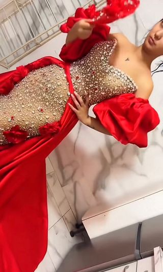 Vestido Novia Gitana Rojo y Dorado