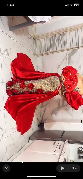 Vestido Novia Gitana Rojo y Dorado