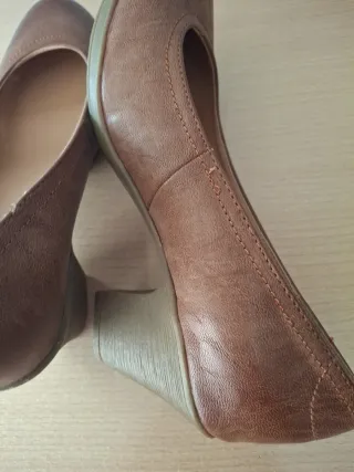 Zapatos de piel Bosanova tacón marrón