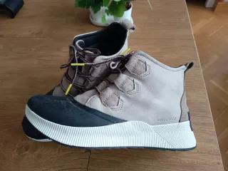 Botas Sorel Beige/Negro Talla 39.5