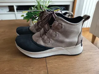 Botas Sorel Beige/Negro Talla 39.5