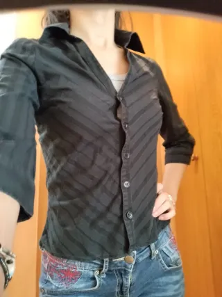 Camisa negra mujer rayas