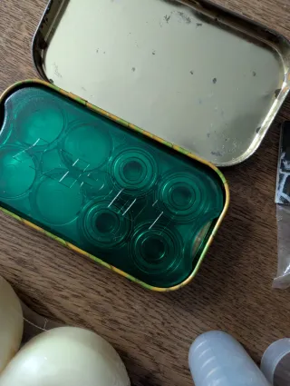 Accesorios para patinete: ruedas, tornillos, etc.