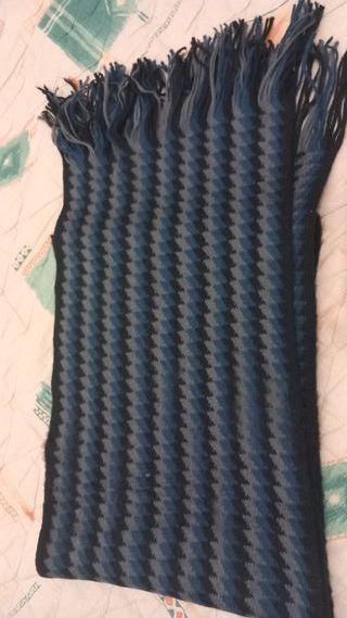 Bufanda de punto azul y gris