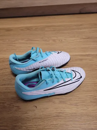 Botas de fútbol Nike Talla 37.5