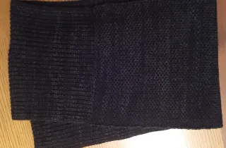 Bufanda de punto negra. Dustin.