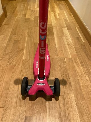 Patinete Micro Maxi Deluxe LED Rosa