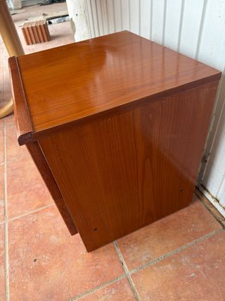 Mesita de noche madera y metal