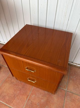 Mesita de noche madera y metal