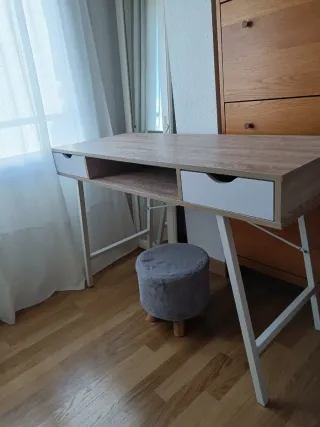 Escritorio Jysk 120x48 cm