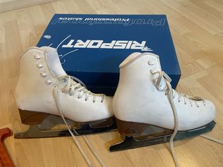 Patines sobre hielo Risport talla 255. poco usados