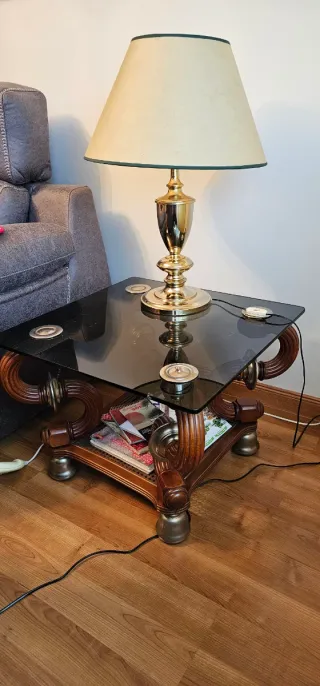 Mesa auxiliar cristal y madera