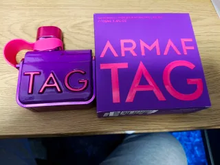 Perfume TAG Morado y Rosa