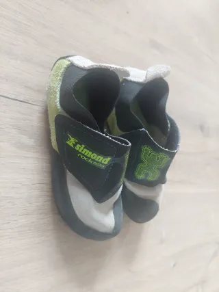 Pies de gato infantiles