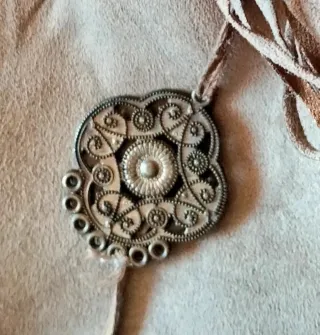 Falda vintage marrón con volantes