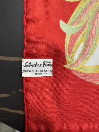 Foulard Salvatore Ferragamo Edizione Limitata