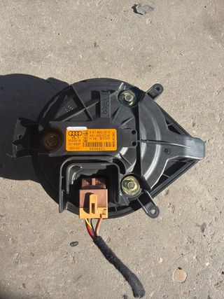 Ventilador Audi 8E1 820 021E Valeo