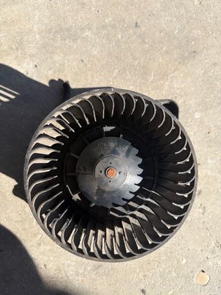 Ventilador Audi 8E1 820 021E Valeo