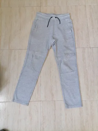 Pantalones deporte niño Nike, Gap, 2 grises T. 12