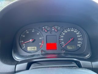 Volkswagen Golf 1.6 16v con distintivo C