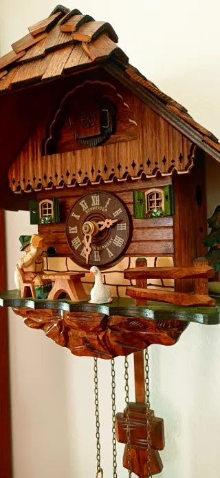 Orologio a cucù Schneider in legno